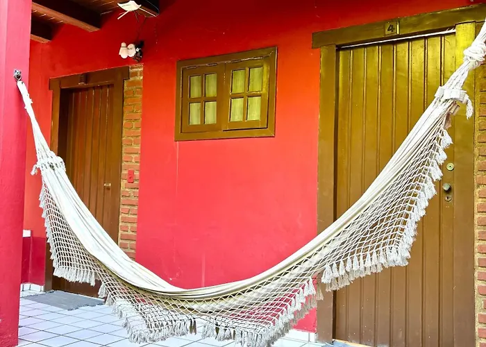 Novos Baianos Hostel E Pousada