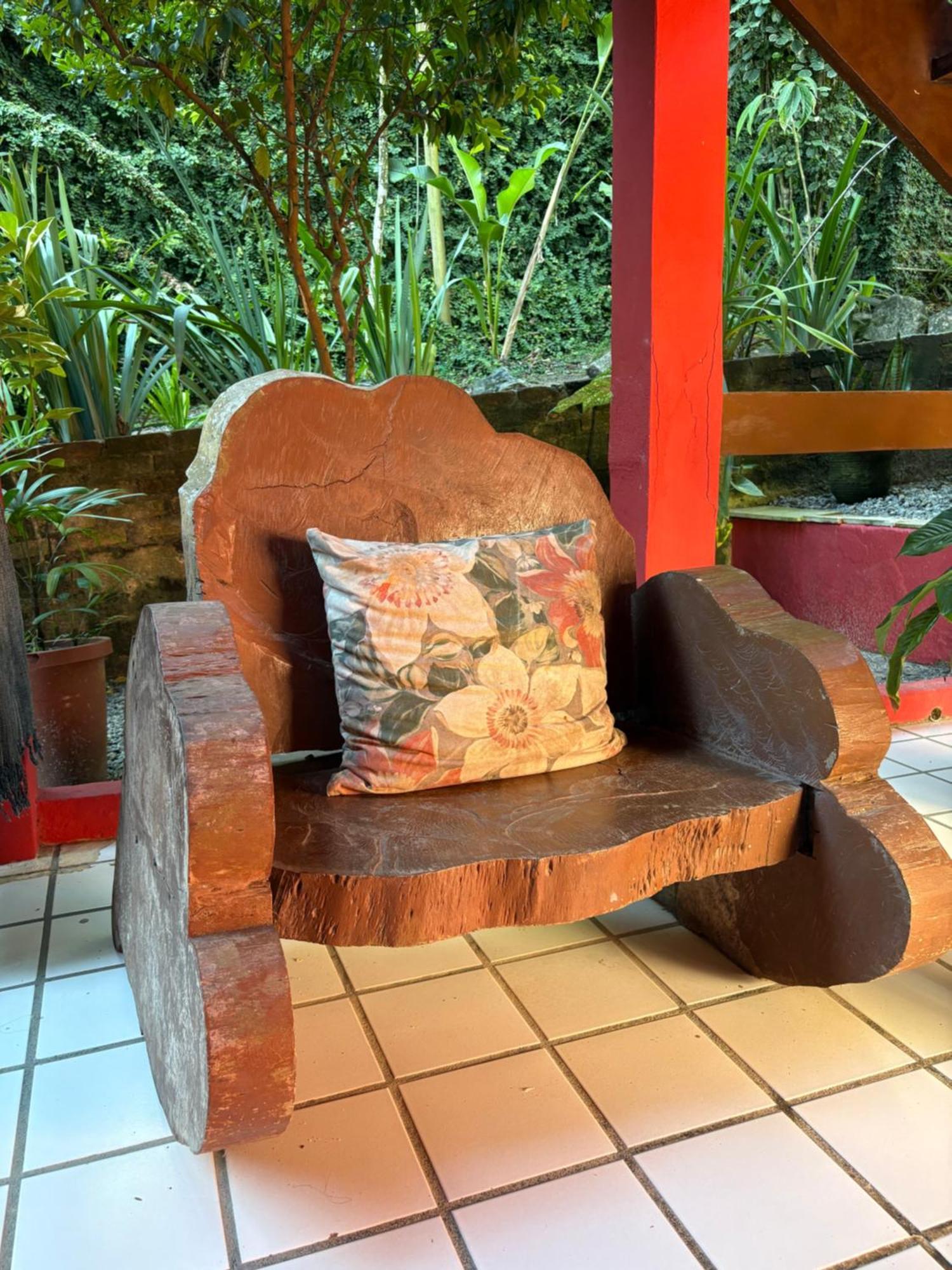 Hostal Novos Baianos E