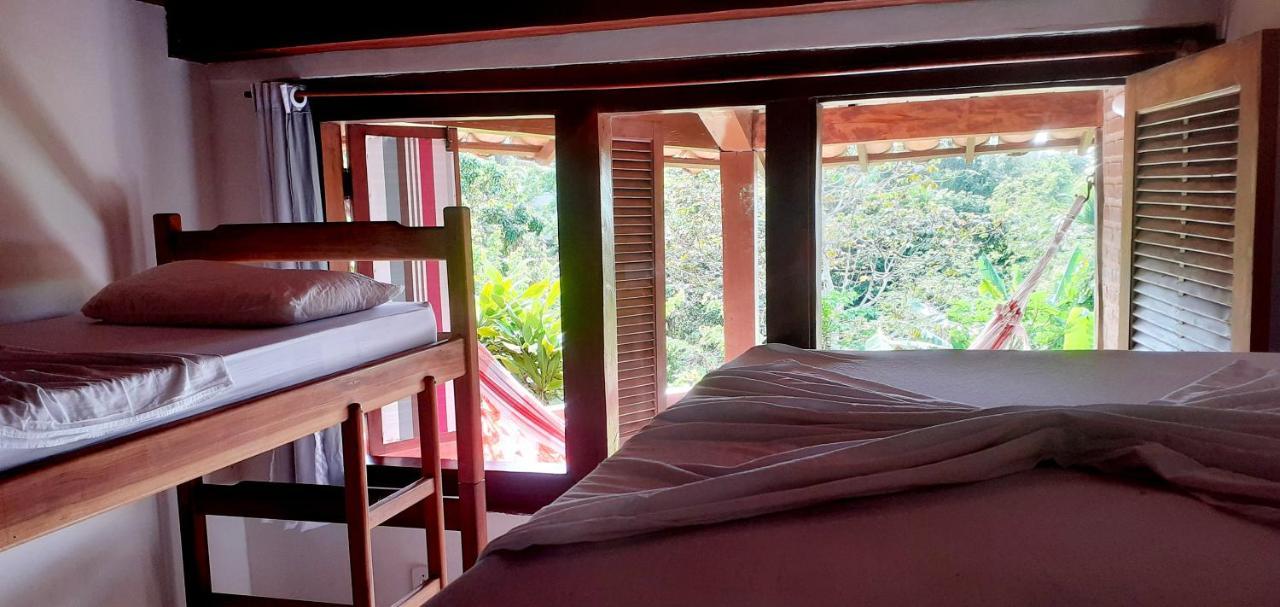 Hostel Novos Baianos E