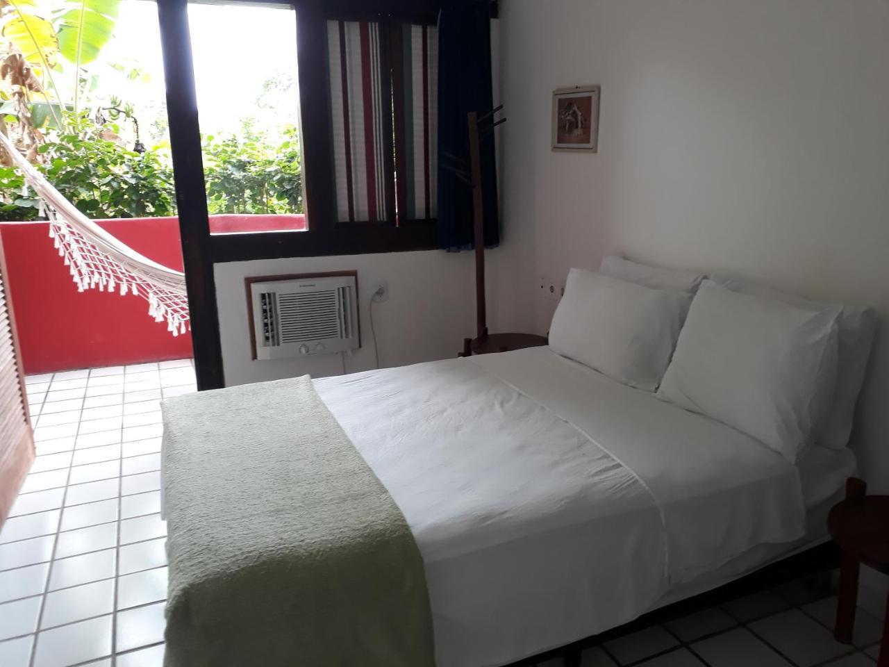 Hostal Novos Baianos E
